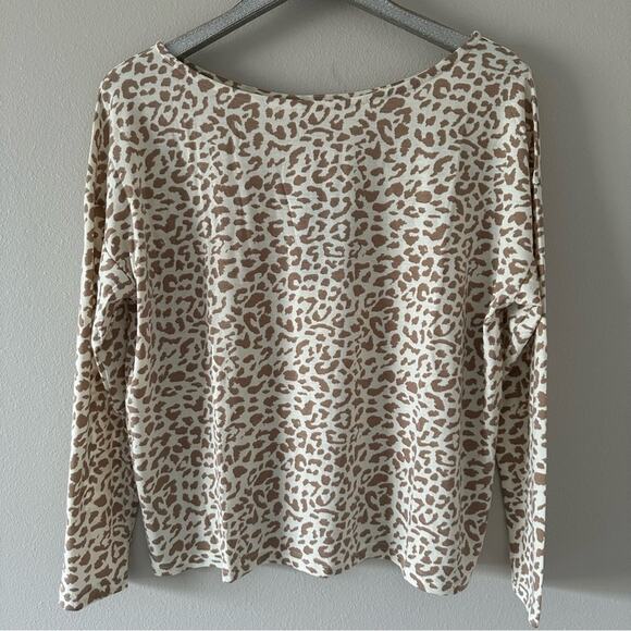 Alredine by Bailey’s Blossoms Leopard Long Sleeve Top NEW - Picture 2 of 6
